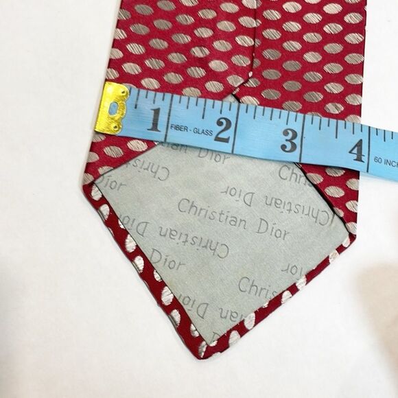 Vintage CHRISTIAN DIOR  All Silk Mens Neck Tie Red Silver Dot Weighted up to 25% - Picture 4 of 4